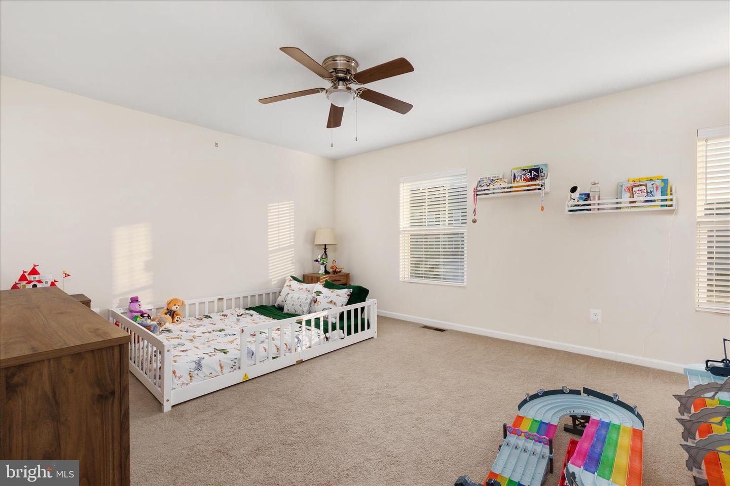 111 INTERLACE, STEPHENSON, Virginia 22656, 5 Bedrooms Bedrooms, ,3 BathroomsBathrooms,Residential,For sale,111 INTERLACE,VAFV2039610 MLS # VAFV2039610