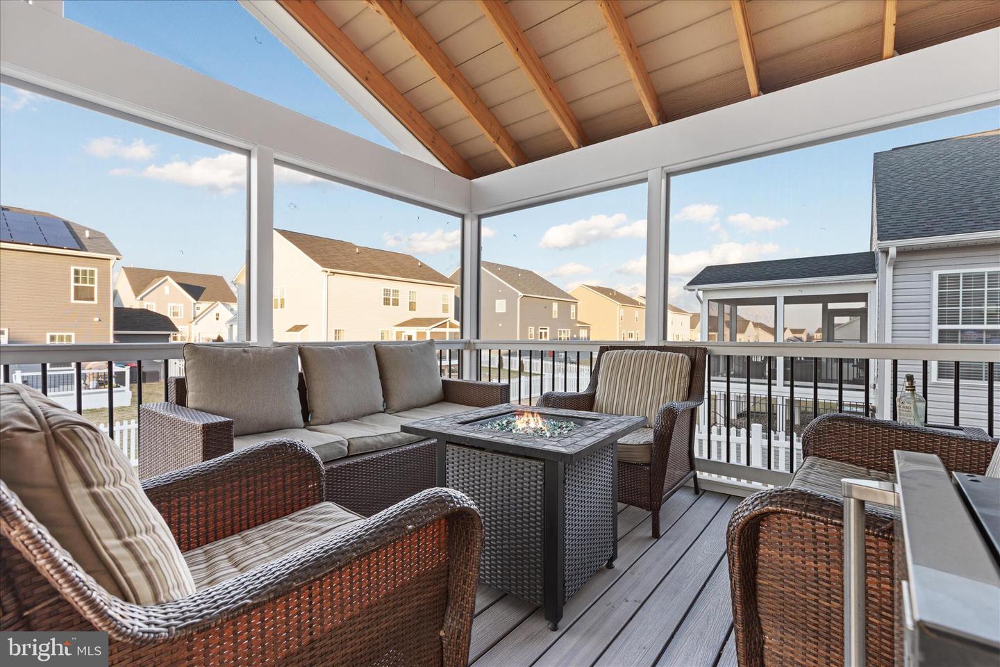 111 INTERLACE, STEPHENSON, Virginia 22656, 5 Bedrooms Bedrooms, ,3 BathroomsBathrooms,Residential,For sale,111 INTERLACE,VAFV2039610 MLS # VAFV2039610