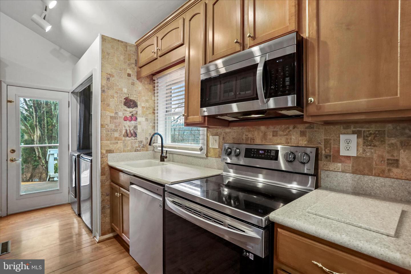 565 S RIVER, FRONT ROYAL, Virginia 22630, 3 Bedrooms Bedrooms, 6 Rooms Rooms,2 BathroomsBathrooms,Residential,For sale,565 S RIVER,VAWR2013448 MLS # VAWR2013448