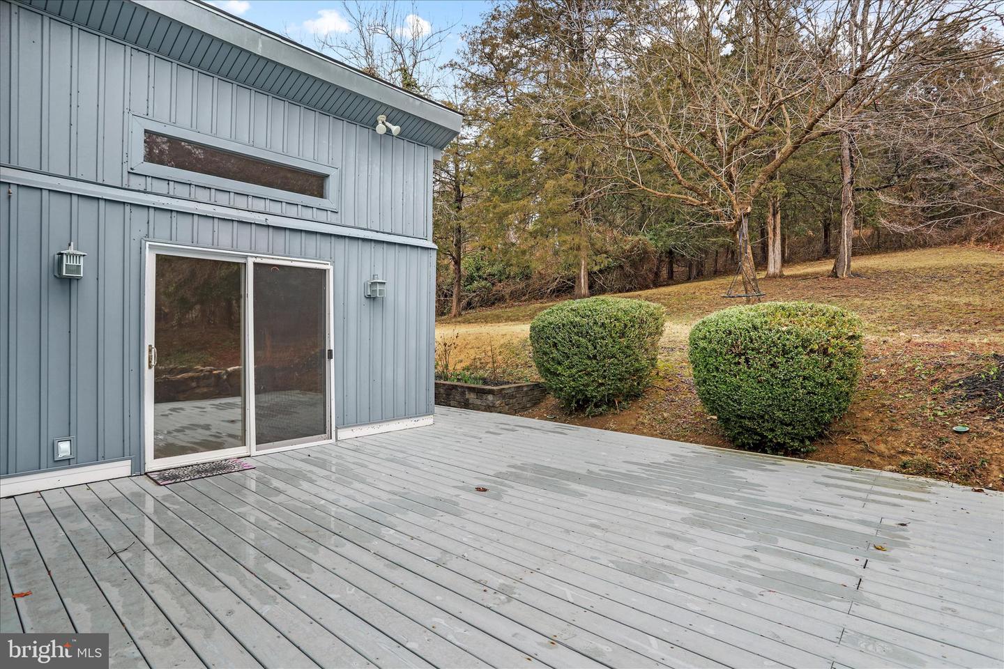 565 S RIVER, FRONT ROYAL, Virginia 22630, 3 Bedrooms Bedrooms, 6 Rooms Rooms,2 BathroomsBathrooms,Residential,For sale,565 S RIVER,VAWR2013448 MLS # VAWR2013448