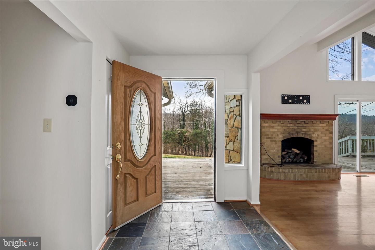 565 S RIVER, FRONT ROYAL, Virginia 22630, 3 Bedrooms Bedrooms, 6 Rooms Rooms,2 BathroomsBathrooms,Residential,For sale,565 S RIVER,VAWR2013448 MLS # VAWR2013448