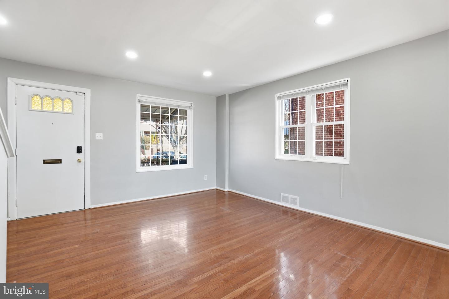 657 BRANDYWINE ST SE, WASHINGTON, District Of Columbia 20032, 3 Bedrooms Bedrooms, ,1 BathroomBathrooms,Residential,For sale,657 BRANDYWINE ST SE,DCDC2247700 MLS # DCDC2247700