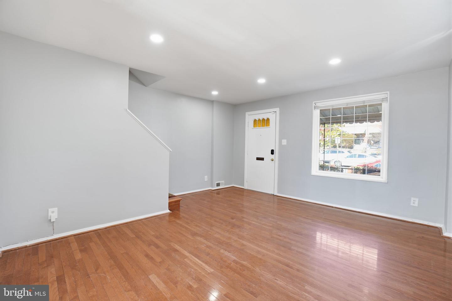 657 BRANDYWINE ST SE, WASHINGTON, District Of Columbia 20032, 3 Bedrooms Bedrooms, ,1 BathroomBathrooms,Residential,For sale,657 BRANDYWINE ST SE,DCDC2247700 MLS # DCDC2247700