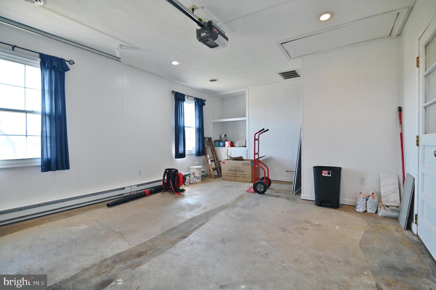 472 HONEYSUCKLE RD, ELKTON, Virginia 22827, 3 Bedrooms Bedrooms, ,2 BathroomsBathrooms,Residential,For sale,472 HONEYSUCKLE RD,VARO2002864 MLS # VARO2002864