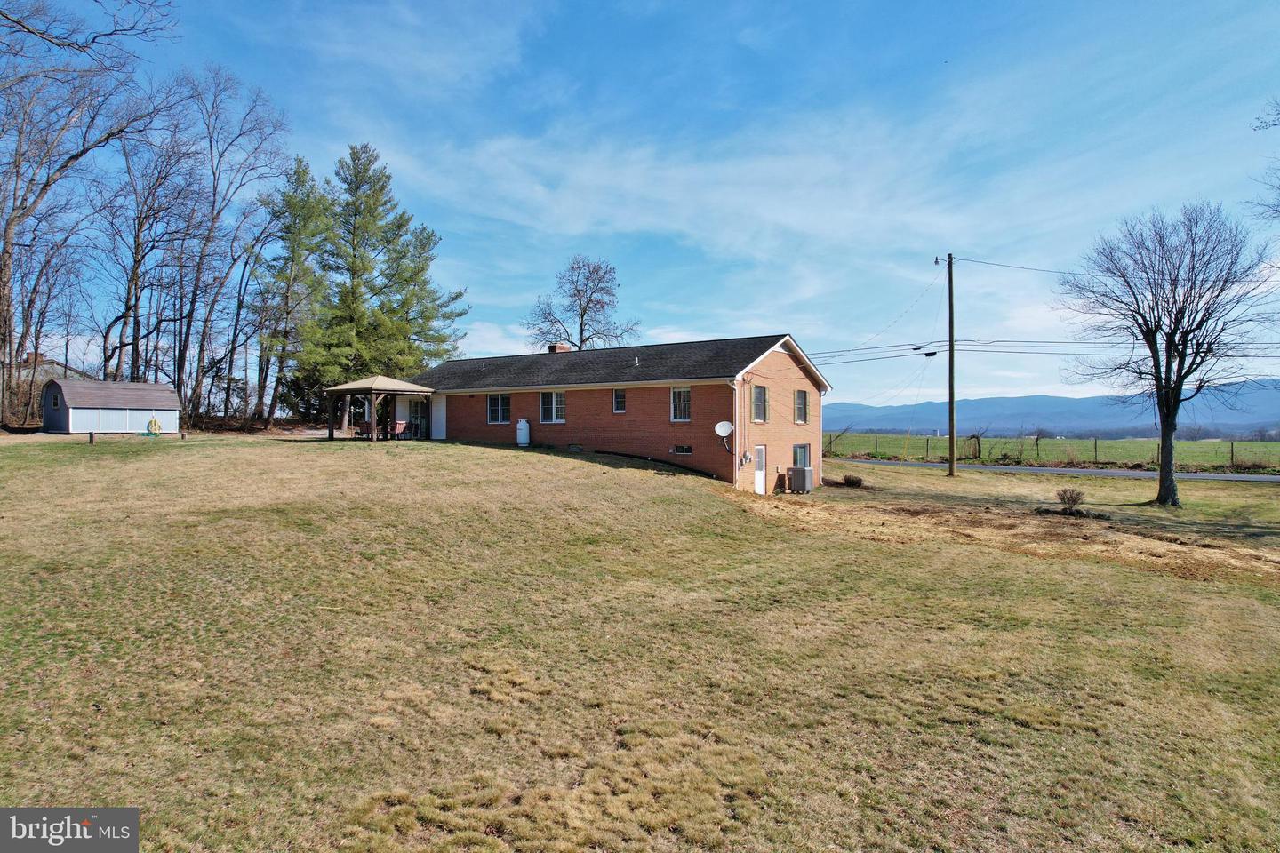 472 HONEYSUCKLE RD, ELKTON, Virginia 22827, 3 Bedrooms Bedrooms, ,2 BathroomsBathrooms,Residential,For sale,472 HONEYSUCKLE RD,VARO2002864 MLS # VARO2002864