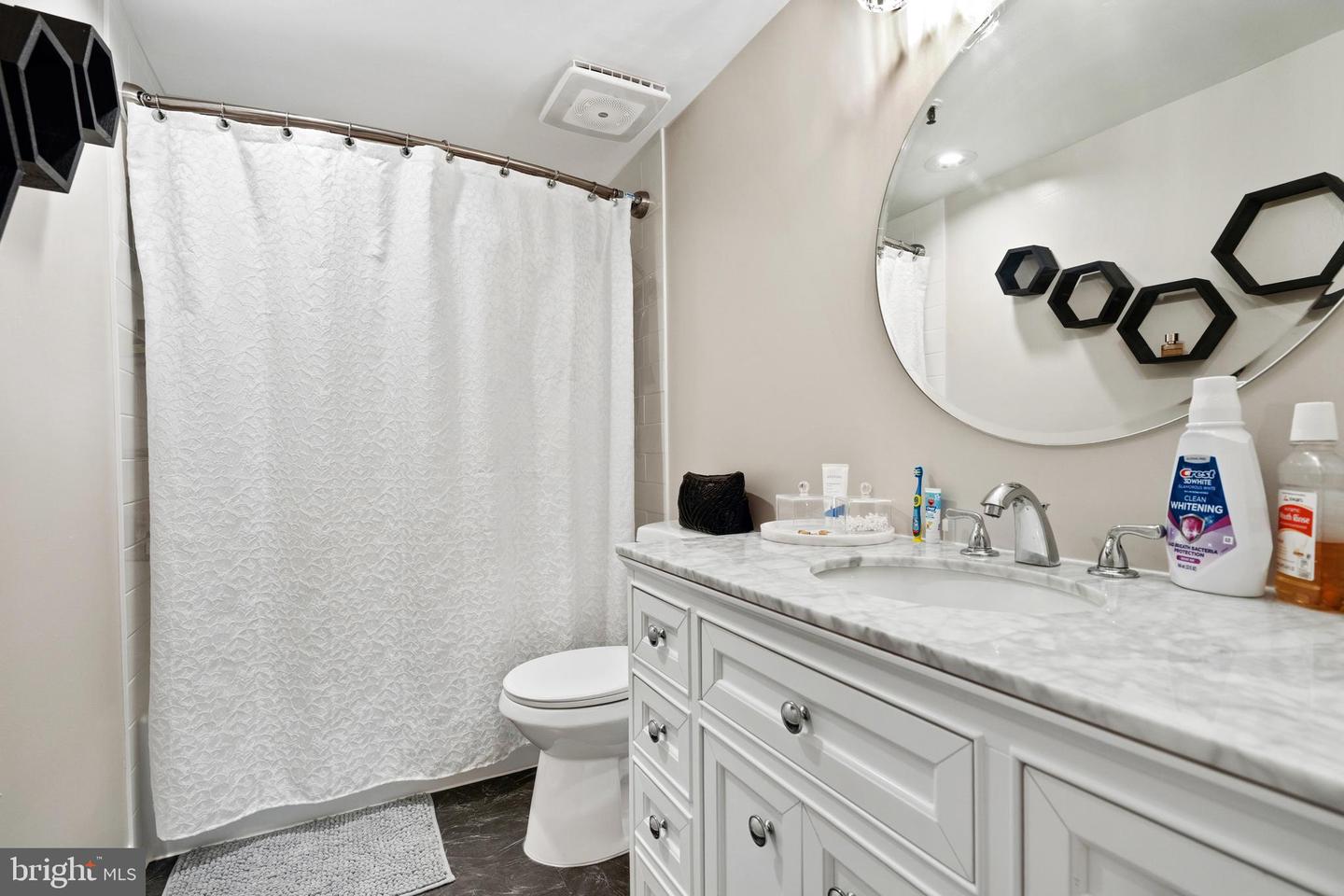 5911 EDSALL RD #0G13, ALEXANDRIA, Virginia 22304, 2 Bedrooms Bedrooms, ,2 BathroomsBathrooms,Residential,For sale,5911 EDSALL RD #0G13,VAAX2054538 MLS # VAAX2054538