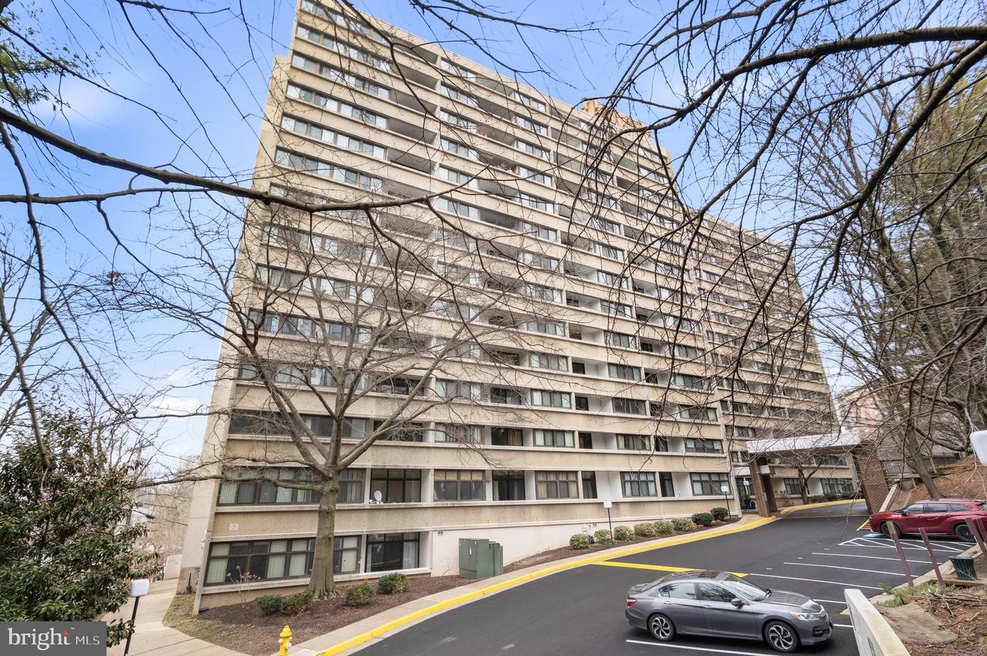 5911 EDSALL RD #0G13, ALEXANDRIA, Virginia 22304, 2 Bedrooms Bedrooms, ,2 BathroomsBathrooms,Residential,For sale,5911 EDSALL RD #0G13,VAAX2054538 MLS # VAAX2054538