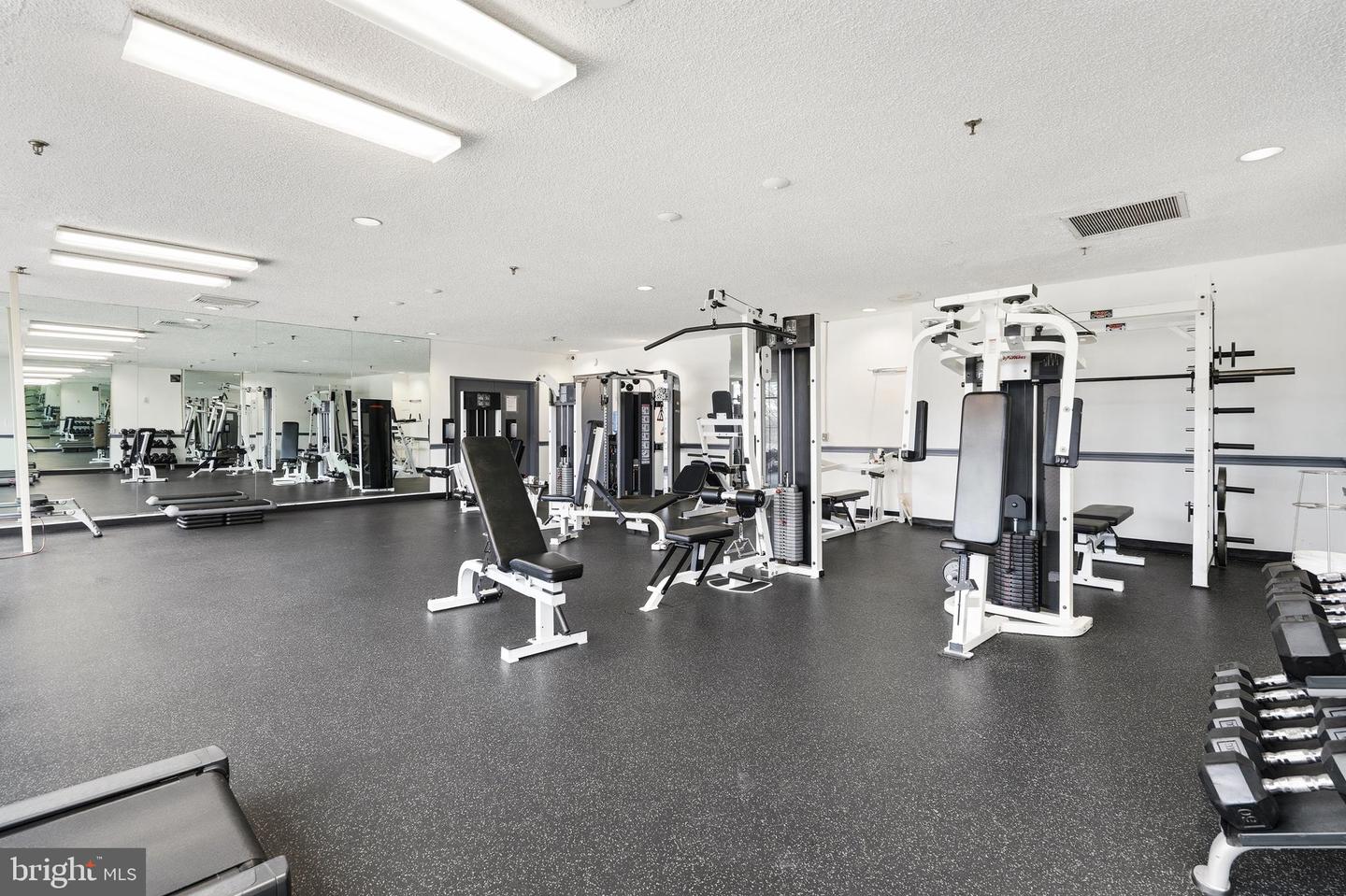 5911 EDSALL RD #0G13, ALEXANDRIA, Virginia 22304, 2 Bedrooms Bedrooms, ,2 BathroomsBathrooms,Residential,For sale,5911 EDSALL RD #0G13,VAAX2054538 MLS # VAAX2054538