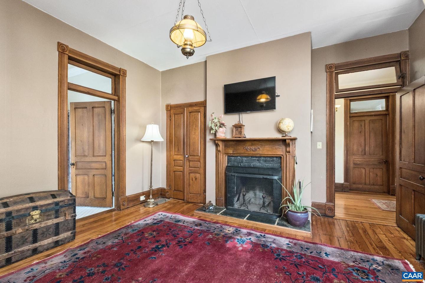 428 MAPLE AVE, WAYNESBORO, Virginia 22980, 4 Bedrooms Bedrooms, ,2 BathroomsBathrooms,Residential,For sale,428 MAPLE AVE,673747 MLS # 673747