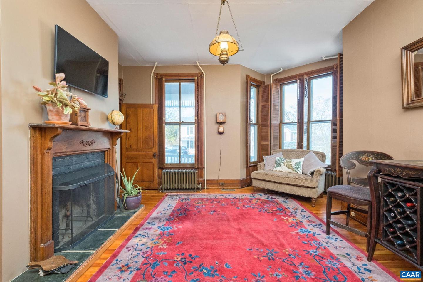 428 MAPLE AVE, WAYNESBORO, Virginia 22980, 4 Bedrooms Bedrooms, ,2 BathroomsBathrooms,Residential,For sale,428 MAPLE AVE,673747 MLS # 673747