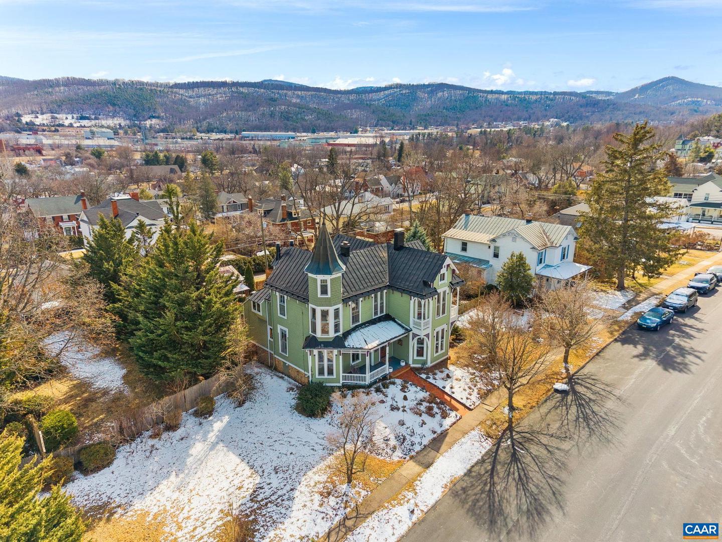 428 MAPLE AVE, WAYNESBORO, Virginia 22980, 4 Bedrooms Bedrooms, ,2 BathroomsBathrooms,Residential,For sale,428 MAPLE AVE,673747 MLS # 673747