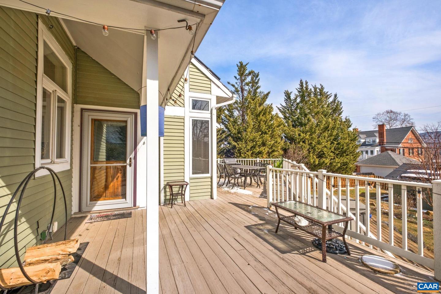 428 MAPLE AVE, WAYNESBORO, Virginia 22980, 4 Bedrooms Bedrooms, ,2 BathroomsBathrooms,Residential,For sale,428 MAPLE AVE,673747 MLS # 673747