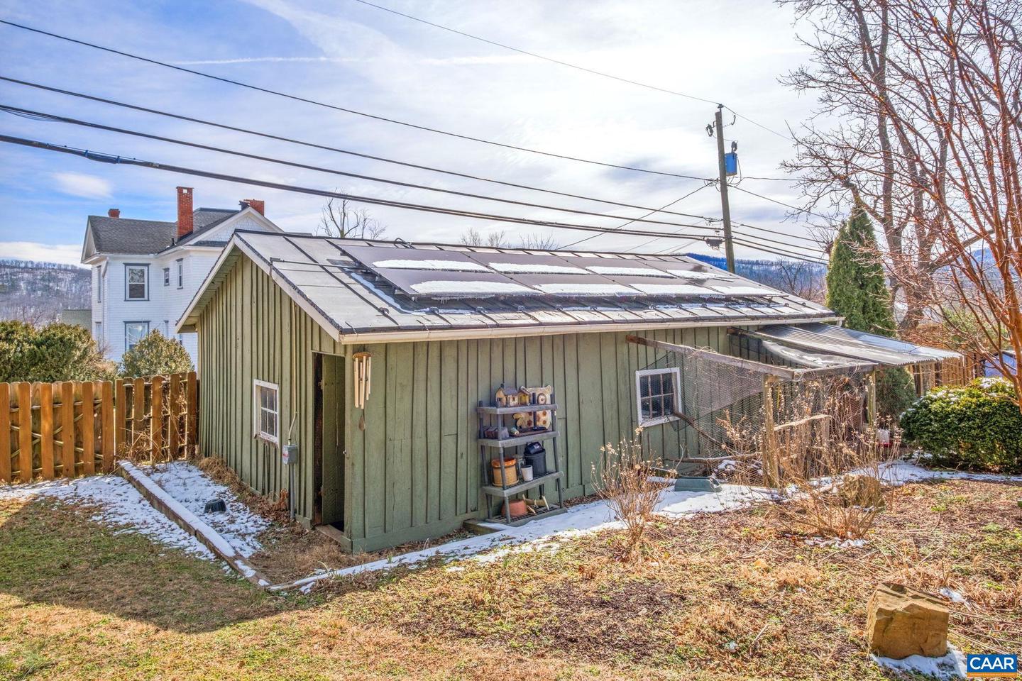 428 MAPLE AVE, WAYNESBORO, Virginia 22980, 4 Bedrooms Bedrooms, ,2 BathroomsBathrooms,Residential,For sale,428 MAPLE AVE,673747 MLS # 673747