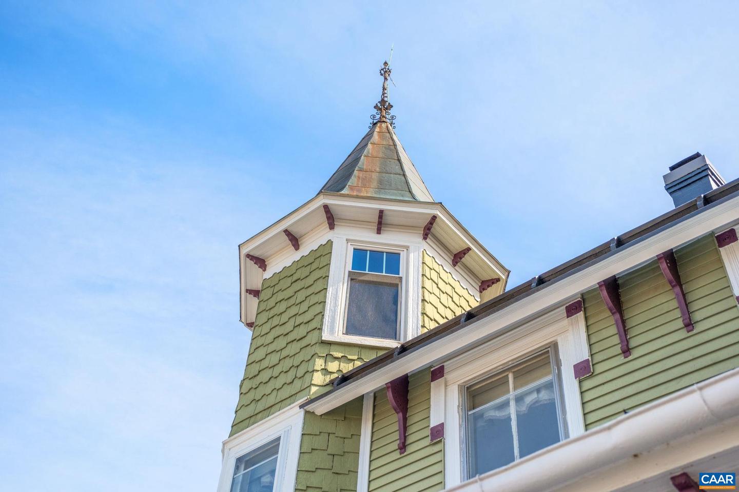 428 MAPLE AVE, WAYNESBORO, Virginia 22980, 4 Bedrooms Bedrooms, ,2 BathroomsBathrooms,Residential,For sale,428 MAPLE AVE,673747 MLS # 673747