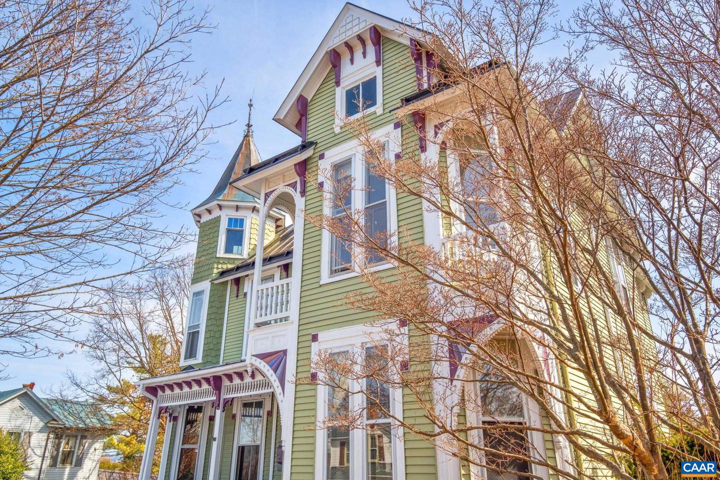 428 MAPLE AVE, WAYNESBORO, Virginia 22980, 4 Bedrooms Bedrooms, ,2 BathroomsBathrooms,Residential,For sale,428 MAPLE AVE,673747 MLS # 673747