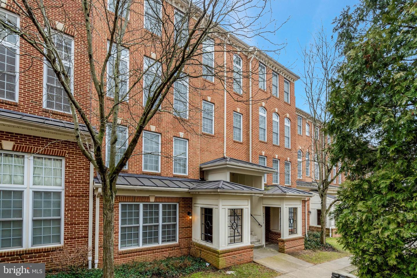 4479-B BEACON GROVE CIR, FAIRFAX, Virginia 22033, 3 Bedrooms Bedrooms, ,2 BathroomsBathrooms,Residential,For sale,4479-B BEACON GROVE CIR,VAFX2293220 MLS # VAFX2293220