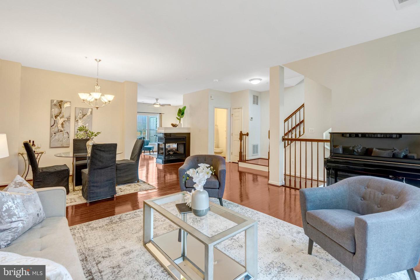 4479-B BEACON GROVE CIR, FAIRFAX, Virginia 22033, 3 Bedrooms Bedrooms, ,2 BathroomsBathrooms,Residential,For sale,4479-B BEACON GROVE CIR,VAFX2293220 MLS # VAFX2293220