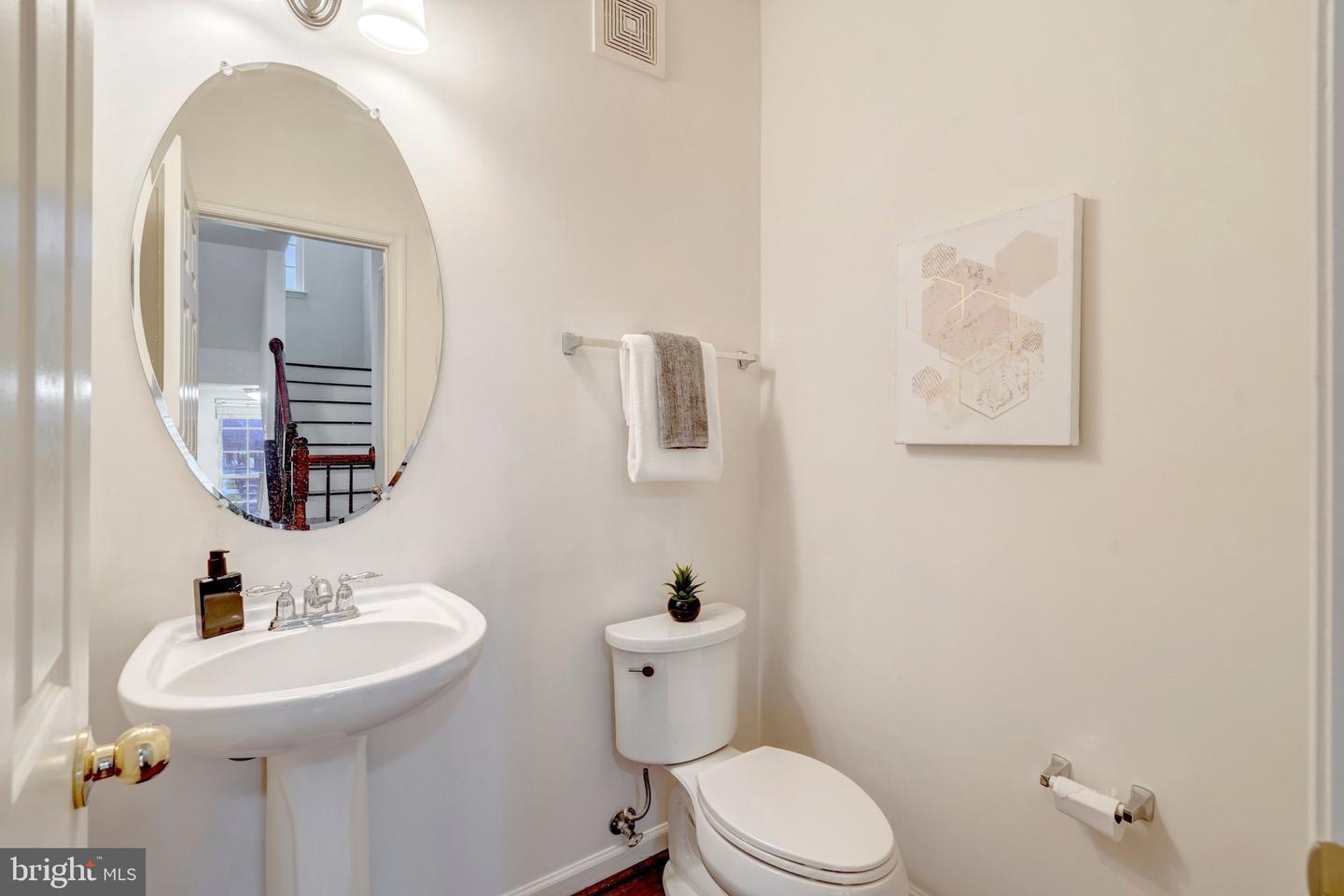 4479-B BEACON GROVE CIR, FAIRFAX, Virginia 22033, 3 Bedrooms Bedrooms, ,2 BathroomsBathrooms,Residential,For sale,4479-B BEACON GROVE CIR,VAFX2293220 MLS # VAFX2293220