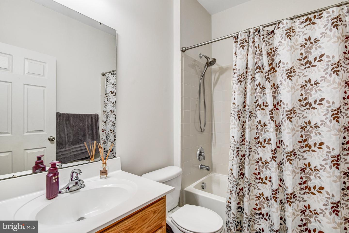 44 HUNTING CREEK LN, STAFFORD, Virginia 22556, 4 Bedrooms Bedrooms, ,3 BathroomsBathrooms,Residential,For sale,44 HUNTING CREEK LN,VAST2046500 MLS # VAST2046500