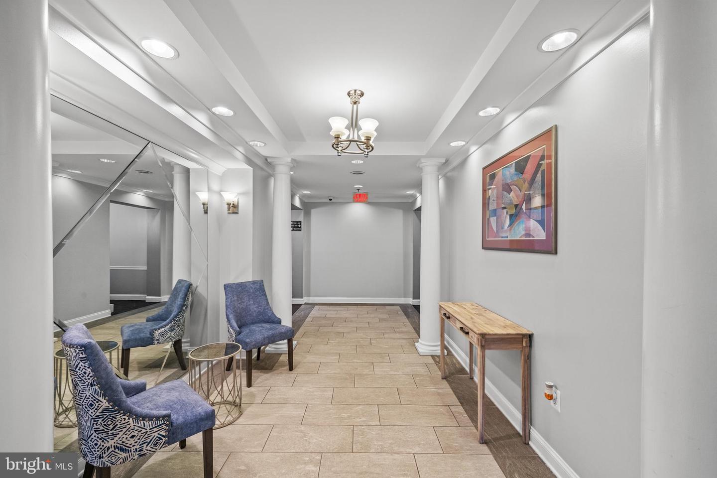 5563 SEMINARY RD #107, FALLS CHURCH, Virginia 22041, 1 Bedroom Bedrooms, ,1 BathroomBathrooms,Residential,For sale,5563 SEMINARY RD #107,VAFX2293254 MLS # VAFX2293254