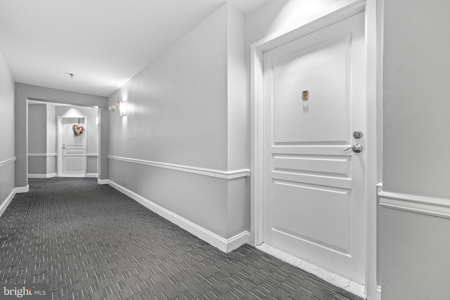 5563 SEMINARY RD #107, FALLS CHURCH, Virginia 22041, 1 Bedroom Bedrooms, ,1 BathroomBathrooms,Residential,For sale,5563 SEMINARY RD #107,VAFX2293254 MLS # VAFX2293254