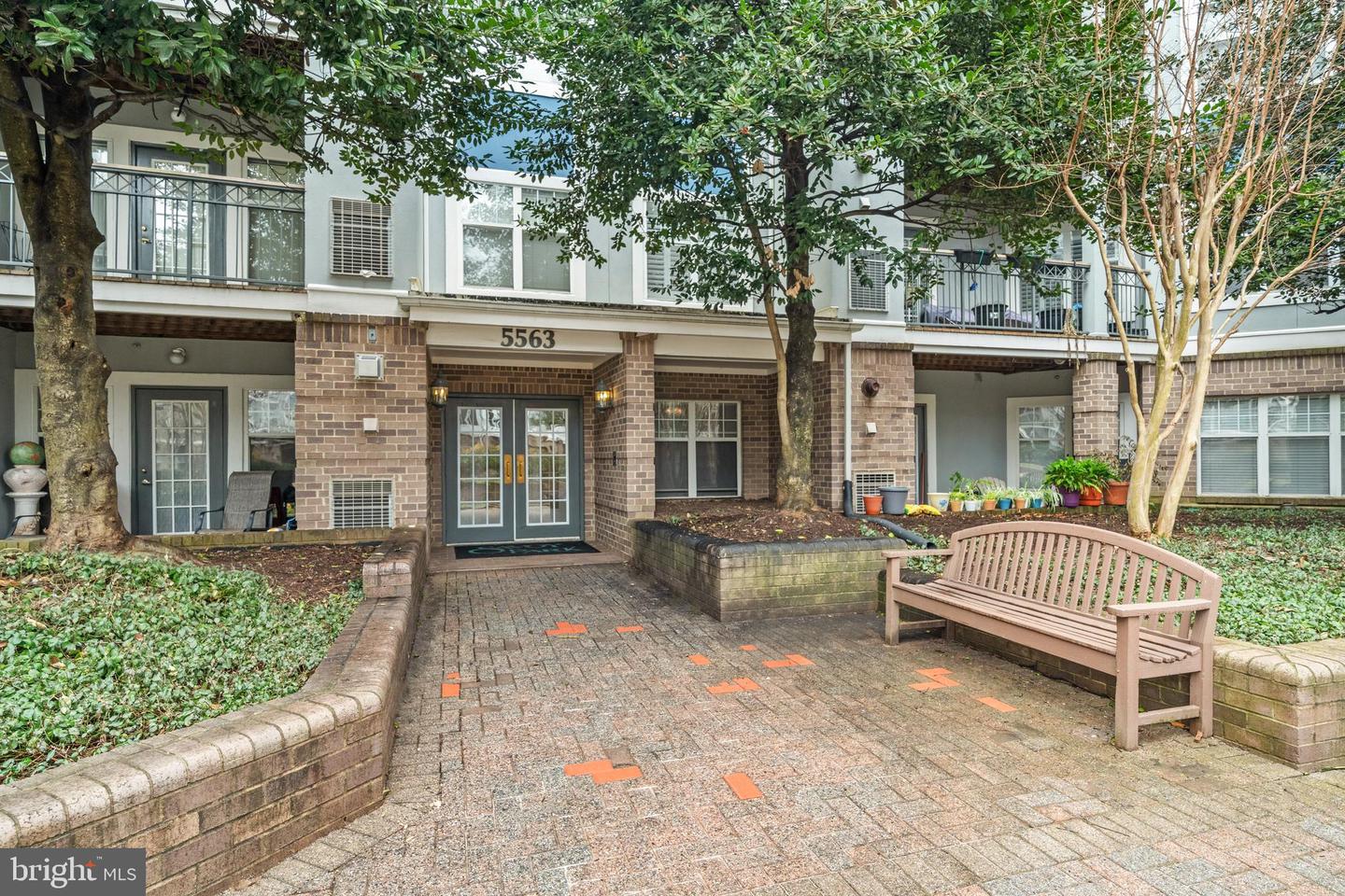 5563 SEMINARY RD #107, FALLS CHURCH, Virginia 22041, 1 Bedroom Bedrooms, ,1 BathroomBathrooms,Residential,For sale,5563 SEMINARY RD #107,VAFX2293254 MLS # VAFX2293254