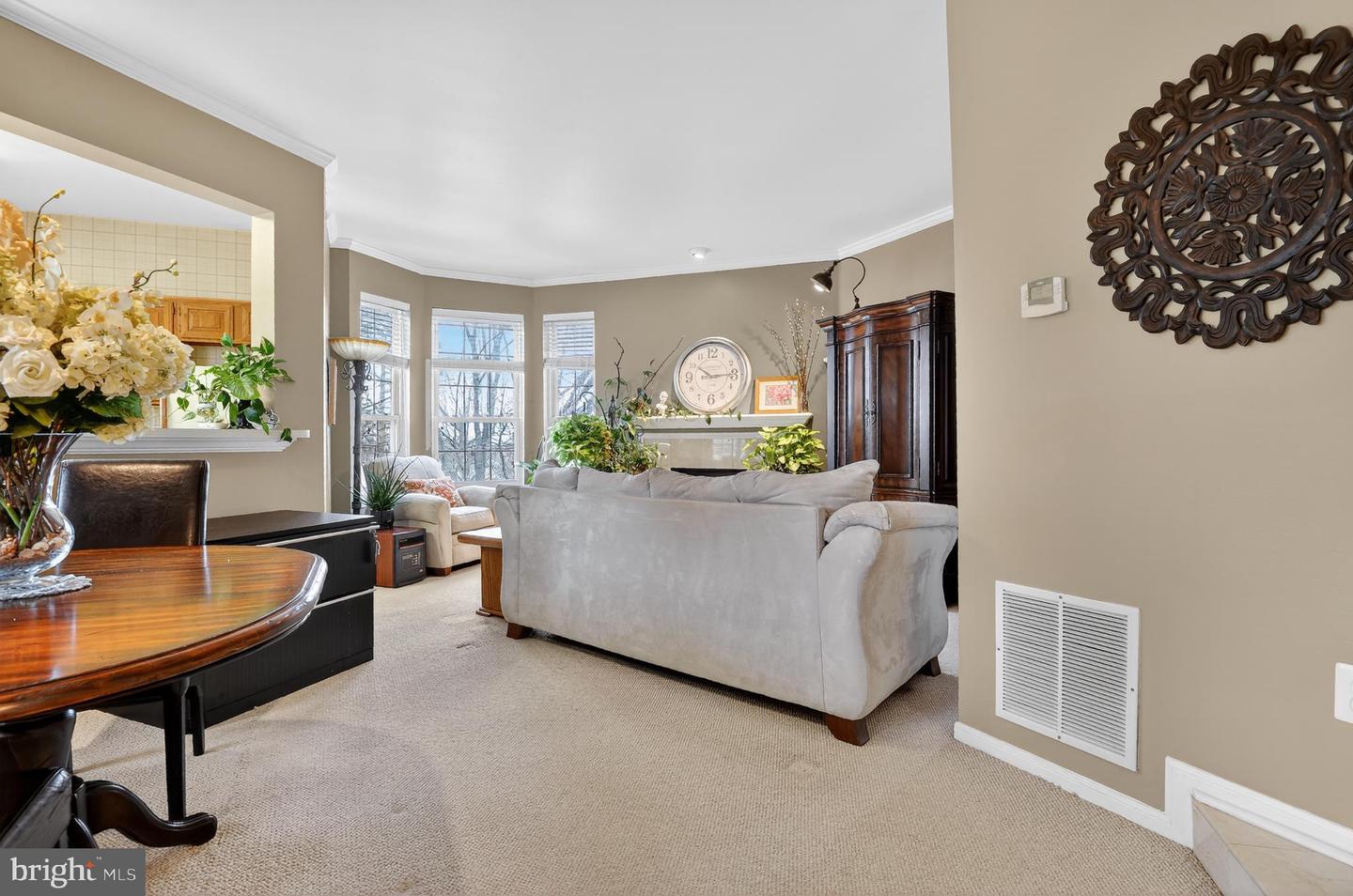 678 GATEWAY DR SE #912, LEESBURG, Virginia 20175, 2 Bedrooms Bedrooms, ,1 BathroomBathrooms,Residential,For sale,678 GATEWAY DR SE #912,VALO2117012 MLS # VALO2117012