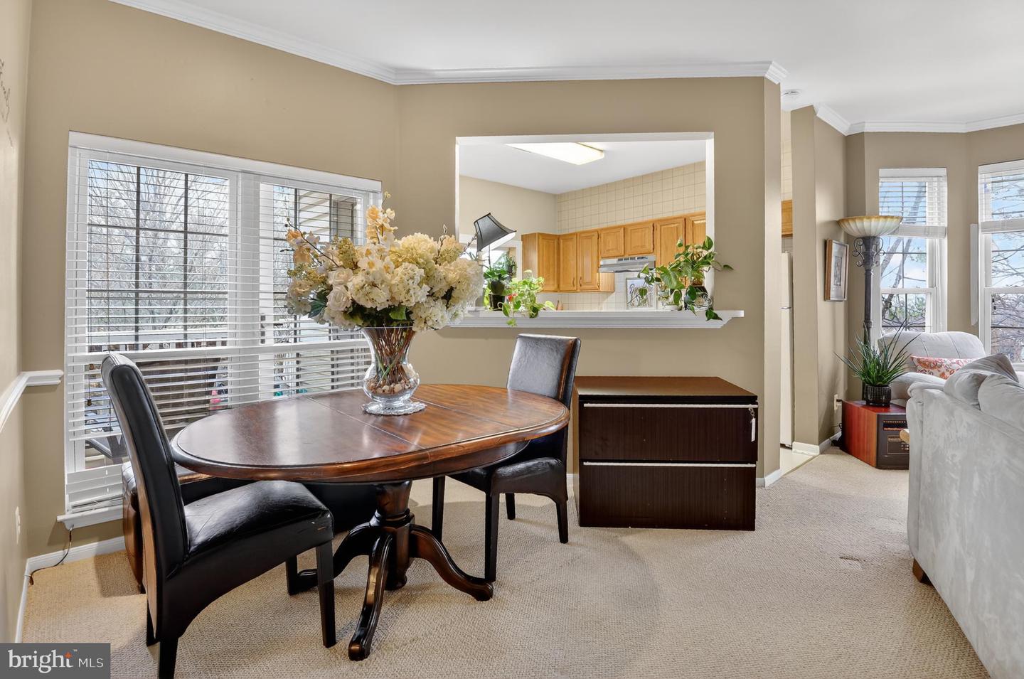 678 GATEWAY DR SE #912, LEESBURG, Virginia 20175, 2 Bedrooms Bedrooms, ,1 BathroomBathrooms,Residential,For sale,678 GATEWAY DR SE #912,VALO2117012 MLS # VALO2117012