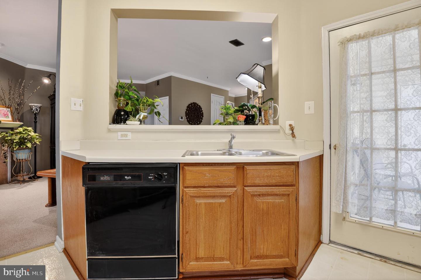 678 GATEWAY DR SE #912, LEESBURG, Virginia 20175, 2 Bedrooms Bedrooms, ,1 BathroomBathrooms,Residential,For sale,678 GATEWAY DR SE #912,VALO2117012 MLS # VALO2117012