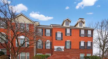 678 GATEWAY DR SE #912, LEESBURG, Virginia 20175, 2 Bedrooms Bedrooms, ,1 BathroomBathrooms,Residential,For sale,678 GATEWAY DR SE #912,VALO2117012 MLS # VALO2117012