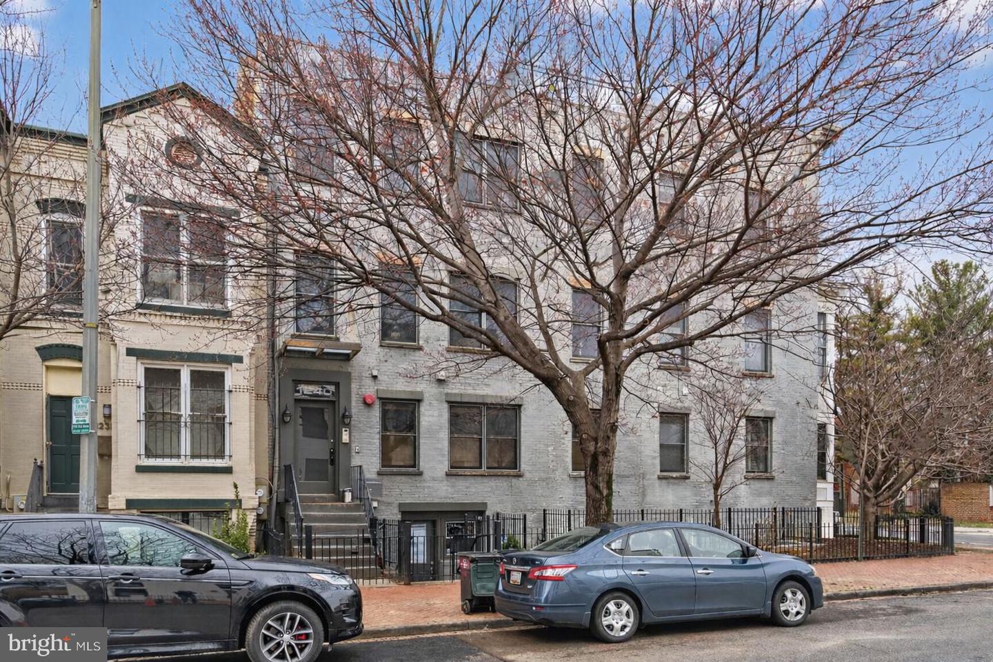 1240 4TH ST NW #300, WASHINGTON, District Of Columbia 20001, 2 Bedrooms Bedrooms, 4 Rooms Rooms,2 BathroomsBathrooms,Residential,For sale,1240 4TH ST NW #300,DCDC2248504 MLS # DCDC2248504
