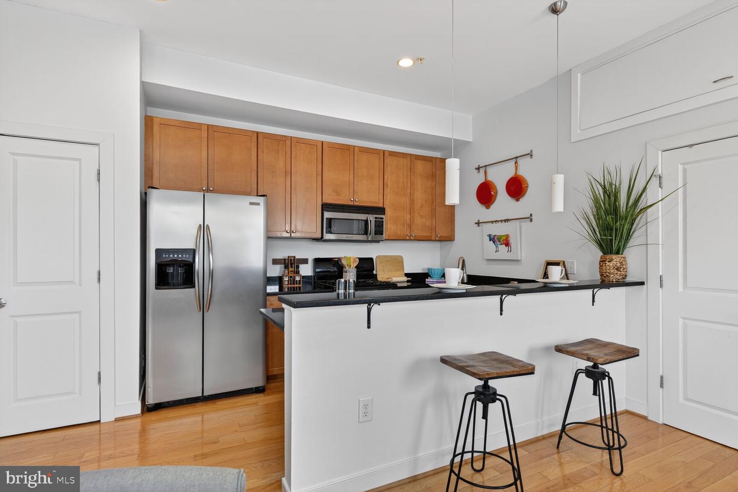 1240 4TH ST NW #300, WASHINGTON, District Of Columbia 20001, 2 Bedrooms Bedrooms, 4 Rooms Rooms,2 BathroomsBathrooms,Residential,For sale,1240 4TH ST NW #300,DCDC2248504 MLS # DCDC2248504