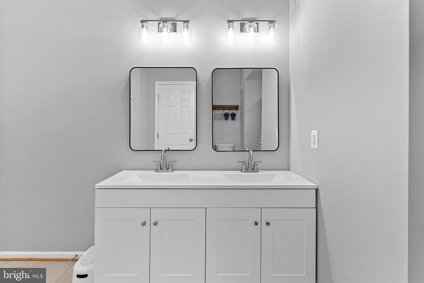 41858 INSPIRATION TER, ALDIE, Virginia 20105, 3 Bedrooms Bedrooms, ,2 BathroomsBathrooms,Residential,For sale,41858 INSPIRATION TER,VALO2117262 MLS # VALO2117262