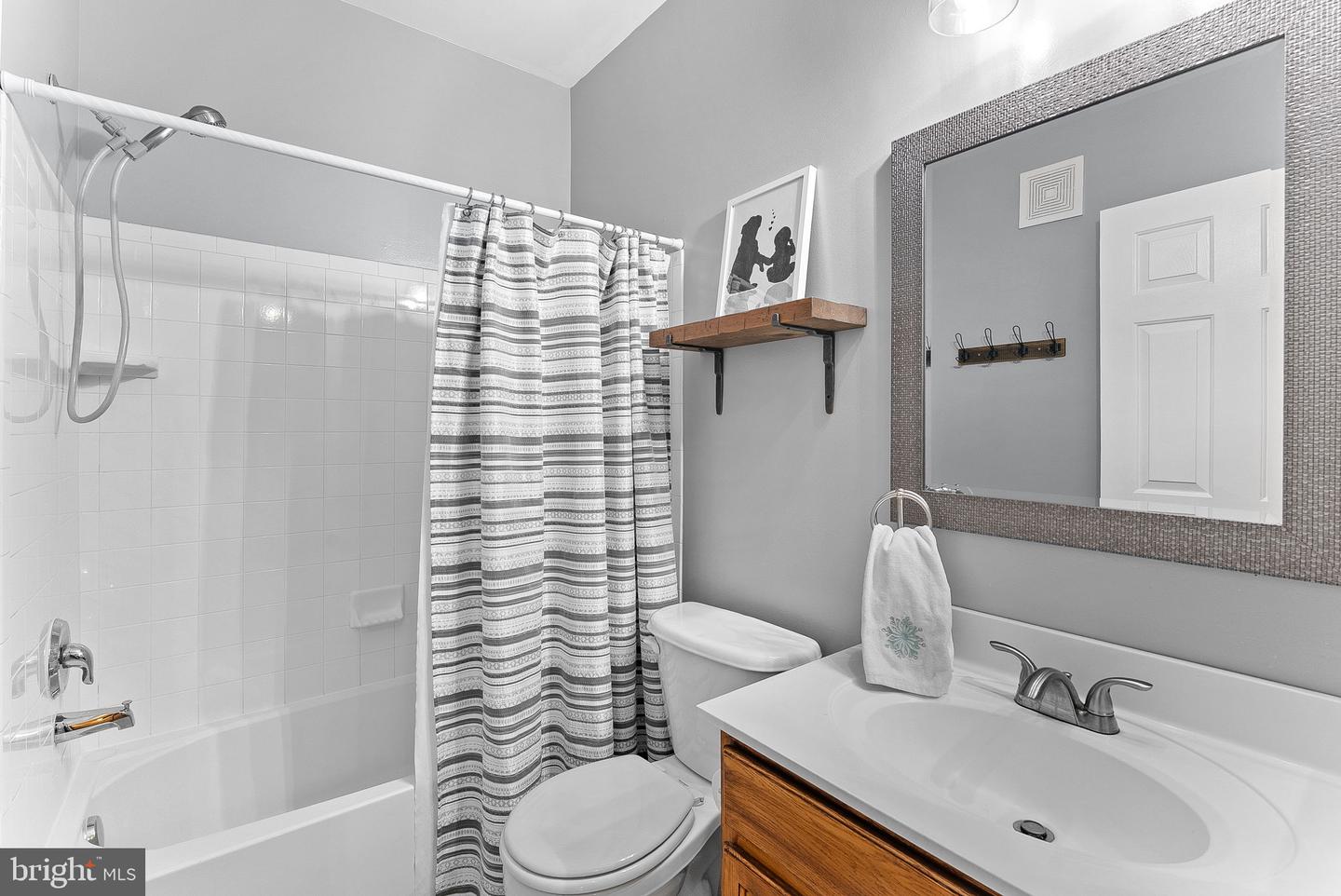 41858 INSPIRATION TER, ALDIE, Virginia 20105, 3 Bedrooms Bedrooms, ,2 BathroomsBathrooms,Residential,For sale,41858 INSPIRATION TER,VALO2117262 MLS # VALO2117262