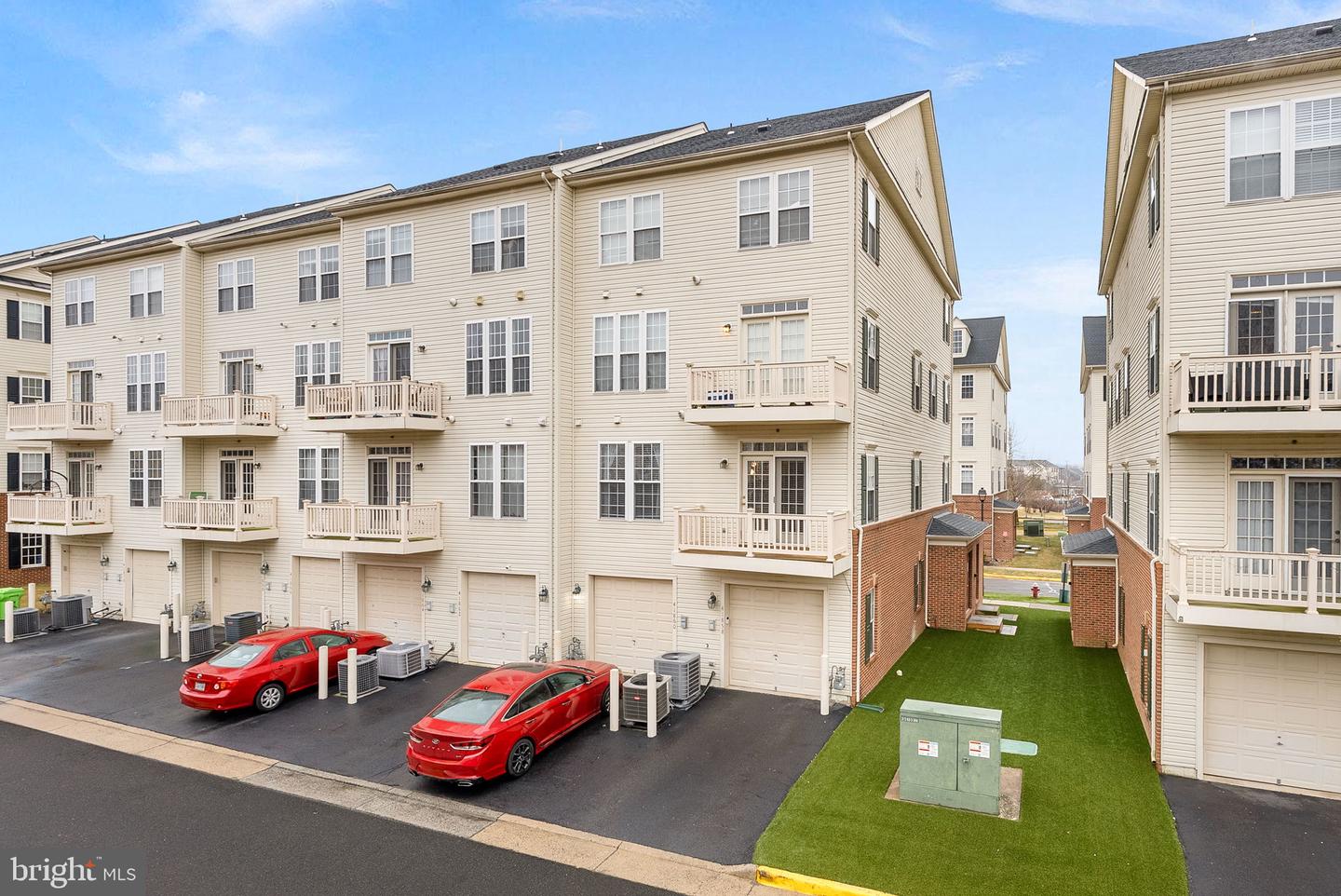 41858 INSPIRATION TER, ALDIE, Virginia 20105, 3 Bedrooms Bedrooms, ,2 BathroomsBathrooms,Residential,For sale,41858 INSPIRATION TER,VALO2117262 MLS # VALO2117262