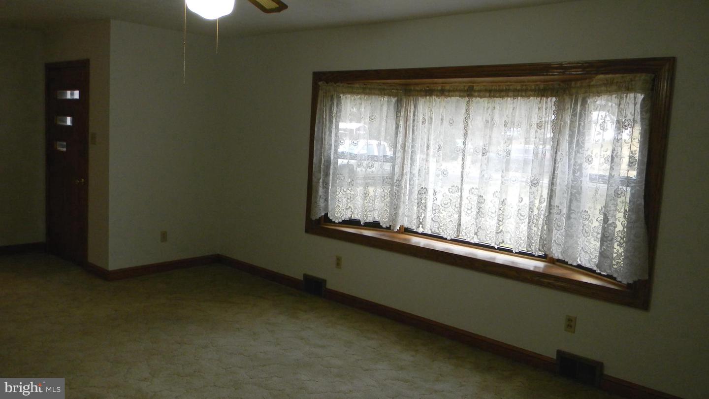 6688 BROCKS GAP RD, BROADWAY, Virginia 22815, 4 Bedrooms Bedrooms, ,2 BathroomsBathrooms,Residential,For sale,6688 BROCKS GAP RD,VARO2002876 MLS # VARO2002876