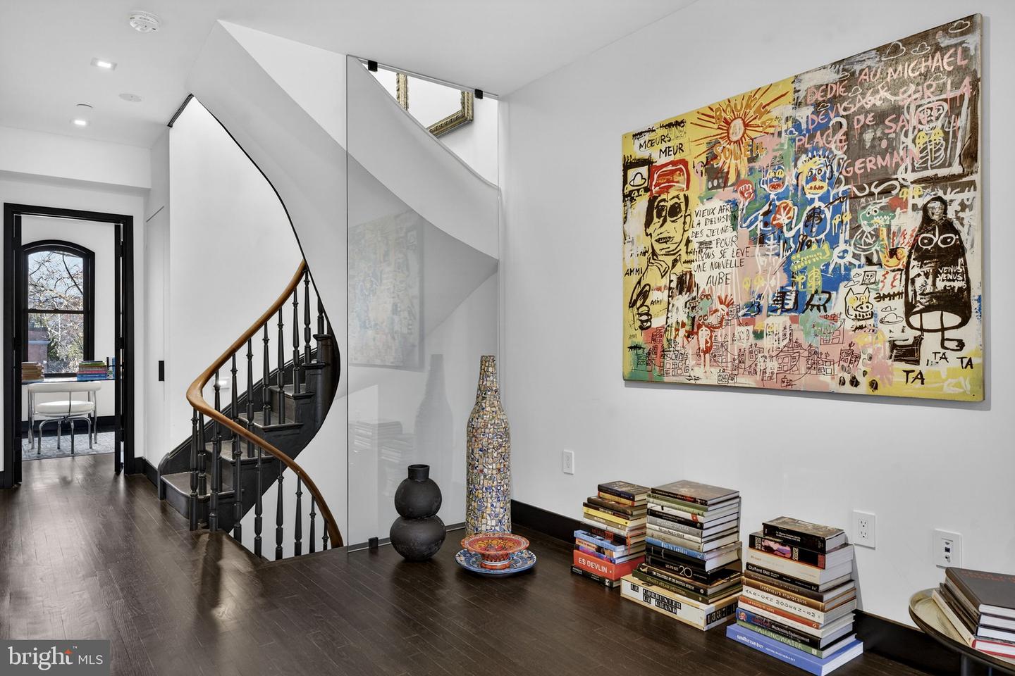 1513 VERMONT AVE NW, WASHINGTON, District Of Columbia 20005, 4 Bedrooms Bedrooms, ,4 BathroomsBathrooms,Residential,For sale,1513 VERMONT AVE NW,DCDC2248704 MLS # DCDC2248704