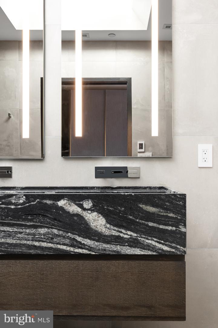 1513 VERMONT AVE NW, WASHINGTON, District Of Columbia 20005, 4 Bedrooms Bedrooms, ,4 BathroomsBathrooms,Residential,For sale,1513 VERMONT AVE NW,DCDC2248704 MLS # DCDC2248704