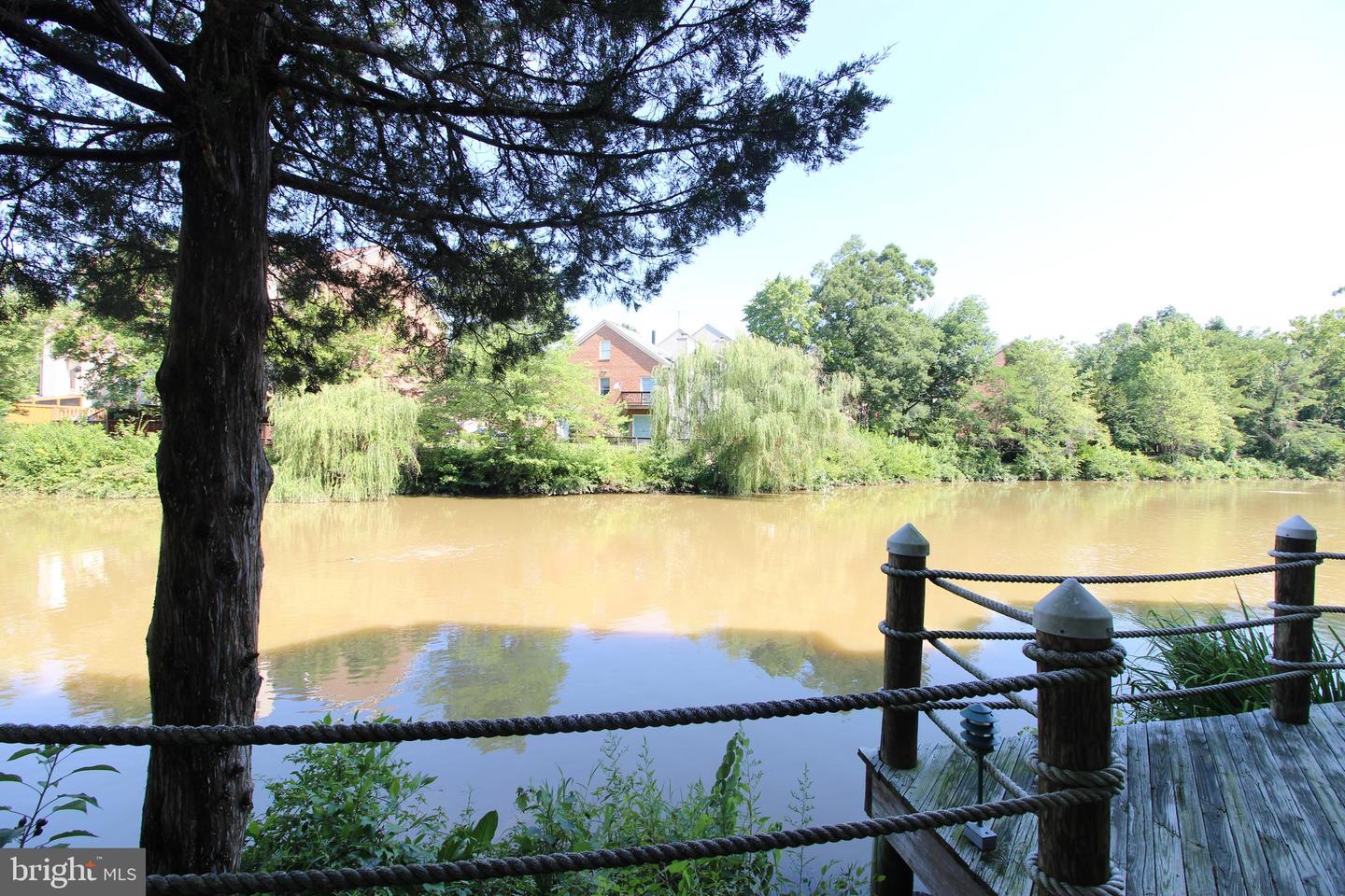 3150-E ANCHORWAY CT, FALLS CHURCH, Virginia 22042, 1 Bedroom Bedrooms, 2 Rooms Rooms,1 BathroomBathrooms,Residential,For sale,3150-E ANCHORWAY CT,VAFX2293880 MLS # VAFX2293880