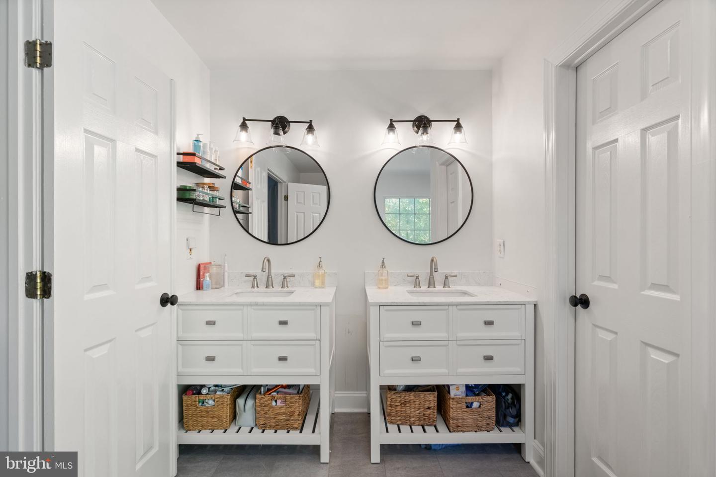 40 STACY LN, FREDERICKSBURG, Virginia 22406, 5 Bedrooms Bedrooms, ,3 BathroomsBathrooms,Residential,For sale,40 STACY LN,VAST2046614 MLS # VAST2046614