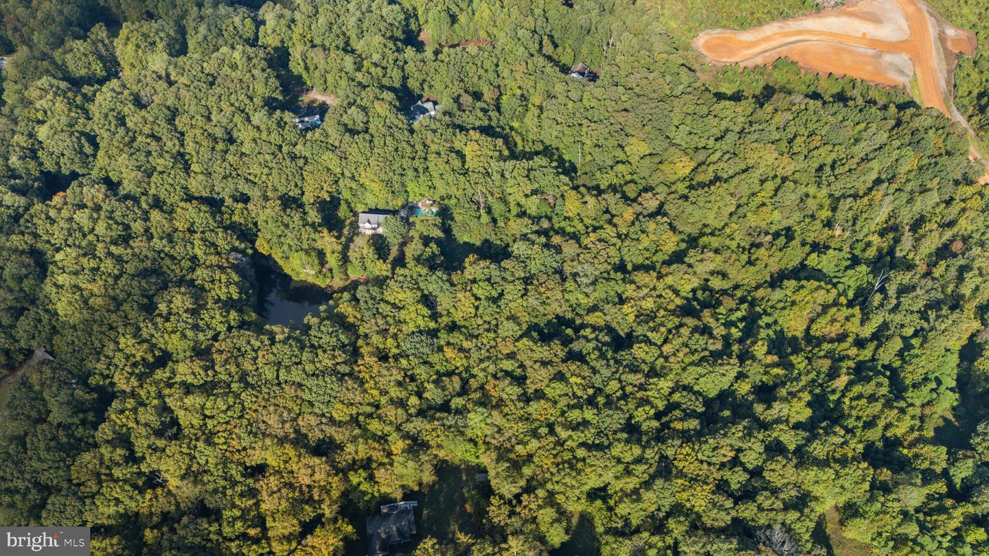 40 STACY LN, FREDERICKSBURG, Virginia 22406, 5 Bedrooms Bedrooms, ,3 BathroomsBathrooms,Residential,For sale,40 STACY LN,VAST2046614 MLS # VAST2046614