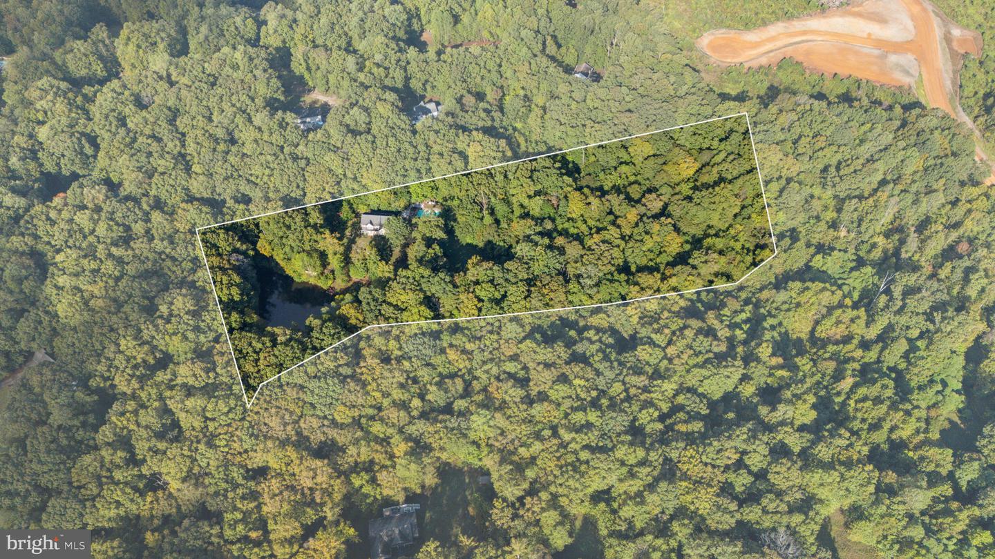 40 STACY LN, FREDERICKSBURG, Virginia 22406, 5 Bedrooms Bedrooms, ,3 BathroomsBathrooms,Residential,For sale,40 STACY LN,VAST2046614 MLS # VAST2046614