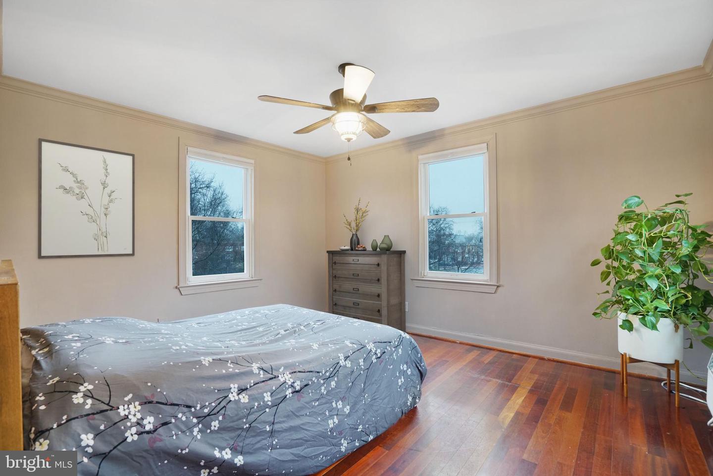 922 S WASHINGTON ST #311, ALEXANDRIA, Virginia 22314, 2 Bedrooms Bedrooms, ,1 BathroomBathrooms,Residential,For sale,922 S WASHINGTON ST #311,VAAX2054756 MLS # VAAX2054756