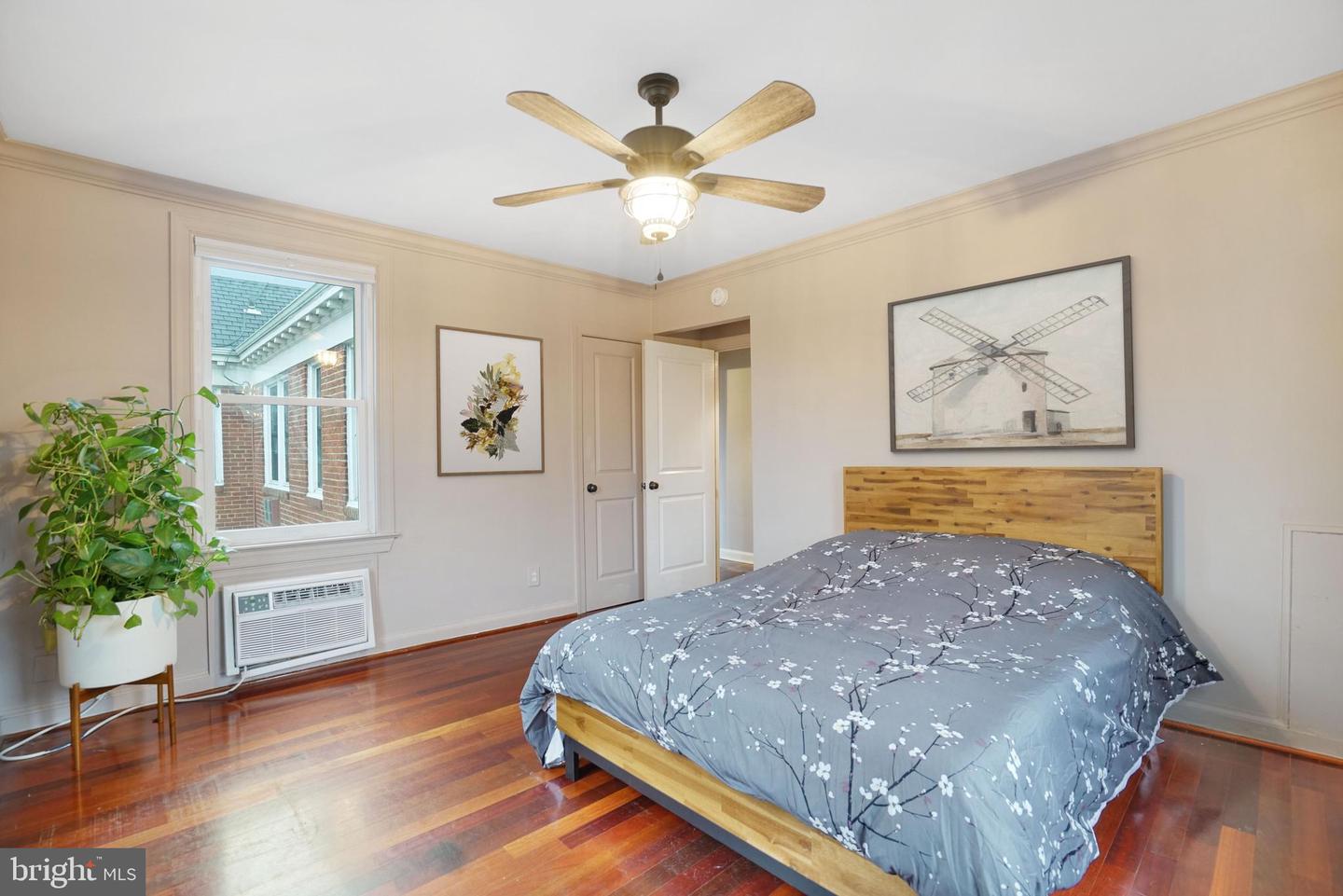922 S WASHINGTON ST #311, ALEXANDRIA, Virginia 22314, 2 Bedrooms Bedrooms, ,1 BathroomBathrooms,Residential,For sale,922 S WASHINGTON ST #311,VAAX2054756 MLS # VAAX2054756
