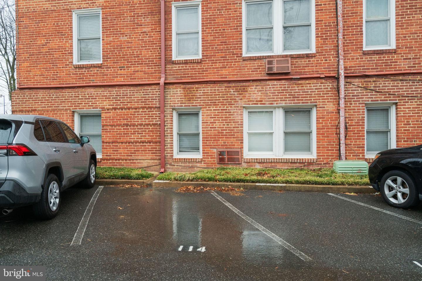 922 S WASHINGTON ST #311, ALEXANDRIA, Virginia 22314, 2 Bedrooms Bedrooms, ,1 BathroomBathrooms,Residential,For sale,922 S WASHINGTON ST #311,VAAX2054756 MLS # VAAX2054756