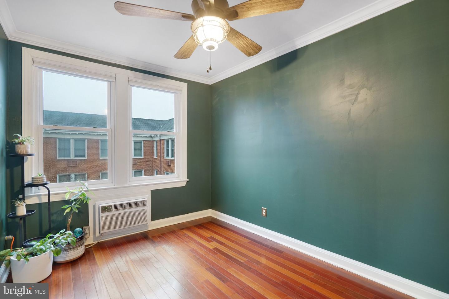 922 S WASHINGTON ST #311, ALEXANDRIA, Virginia 22314, 2 Bedrooms Bedrooms, ,1 BathroomBathrooms,Residential,For sale,922 S WASHINGTON ST #311,VAAX2054756 MLS # VAAX2054756