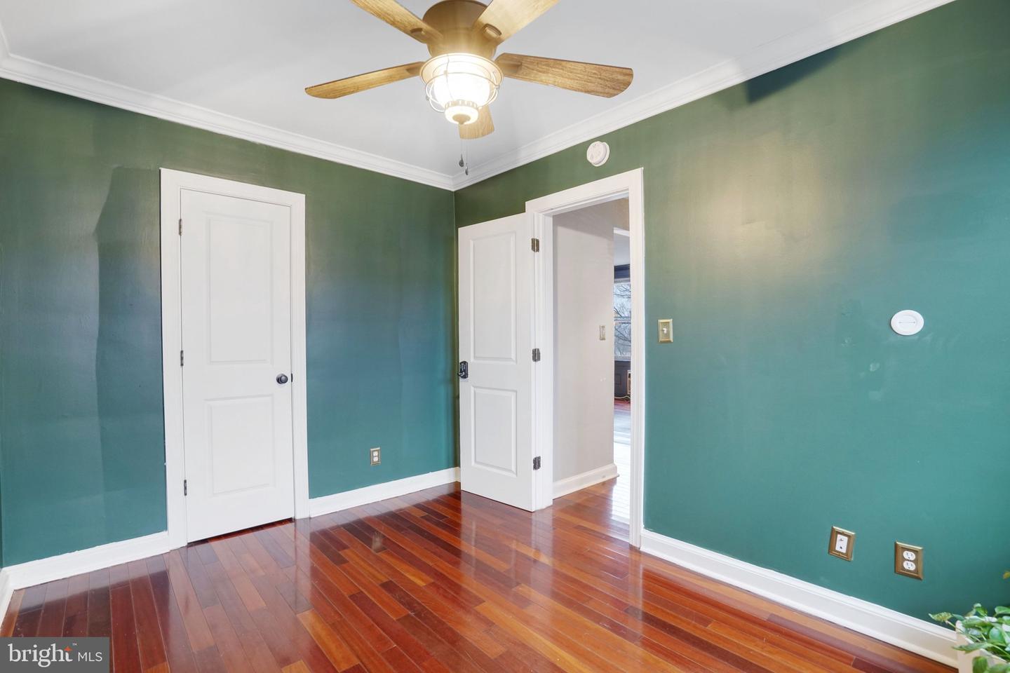 922 S WASHINGTON ST #311, ALEXANDRIA, Virginia 22314, 2 Bedrooms Bedrooms, ,1 BathroomBathrooms,Residential,For sale,922 S WASHINGTON ST #311,VAAX2054756 MLS # VAAX2054756