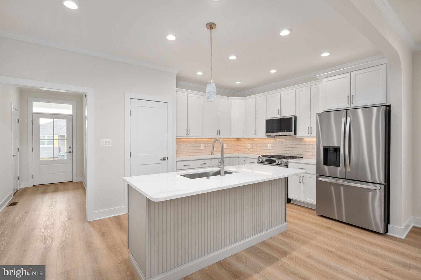 709 GARFIELD AVE, COLONIAL BEACH, Virginia 22443, 4 Bedrooms Bedrooms, 7 Rooms Rooms,2 BathroomsBathrooms,Residential,For sale,709 GARFIELD AVE,VAWE2010608 MLS # VAWE2010608