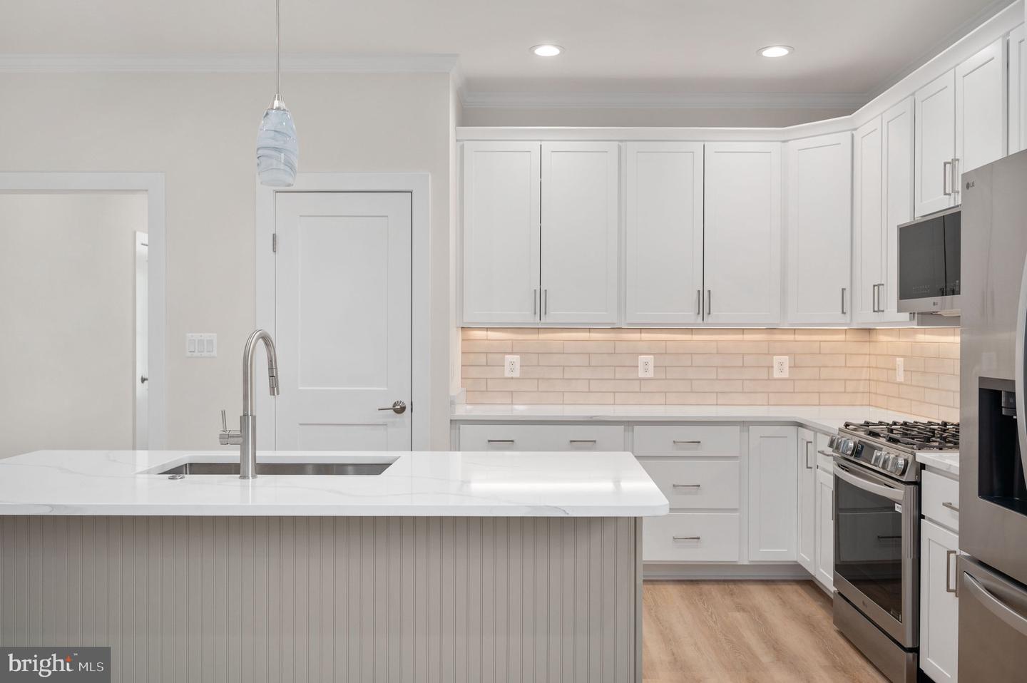 709 GARFIELD AVE, COLONIAL BEACH, Virginia 22443, 4 Bedrooms Bedrooms, 7 Rooms Rooms,2 BathroomsBathrooms,Residential,For sale,709 GARFIELD AVE,VAWE2010608 MLS # VAWE2010608