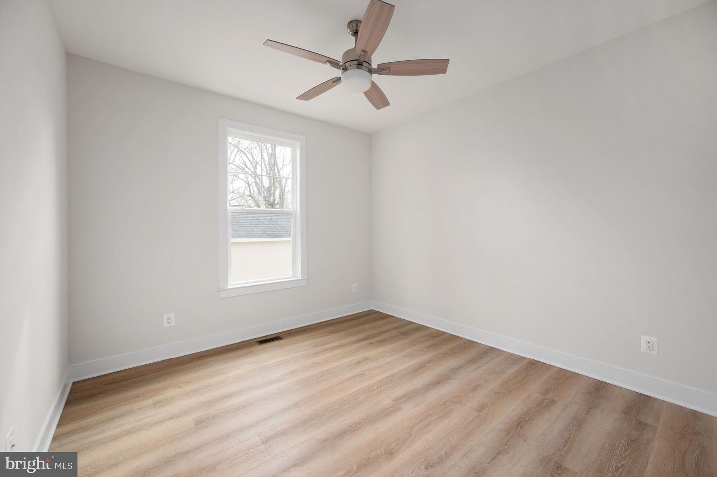 709 GARFIELD AVE, COLONIAL BEACH, Virginia 22443, 4 Bedrooms Bedrooms, 7 Rooms Rooms,2 BathroomsBathrooms,Residential,For sale,709 GARFIELD AVE,VAWE2010608 MLS # VAWE2010608